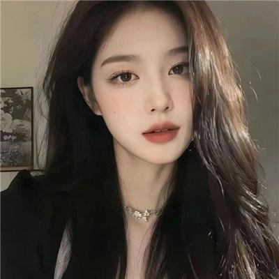 这名男子，捡到了人鱼。
